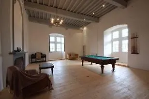 Bed & Breakfast Chateau De Fourcès